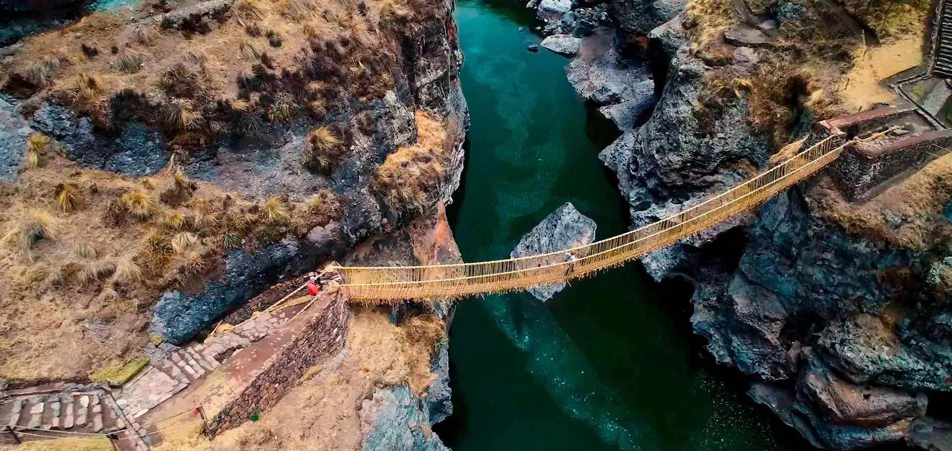 Qeswachaka Tour puente inca - wonderful cusco tours