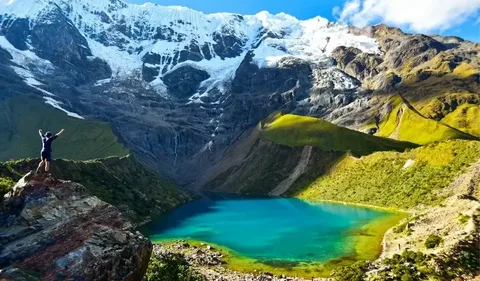 Tour Laguna Humantay reflejo nevado Salkantay aguas turquesas